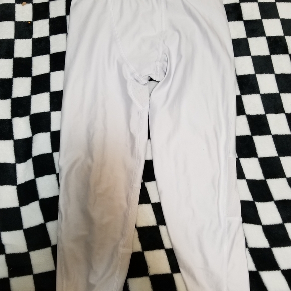 Under Armour Compression Pants & Shorts - Picture 4 of 7